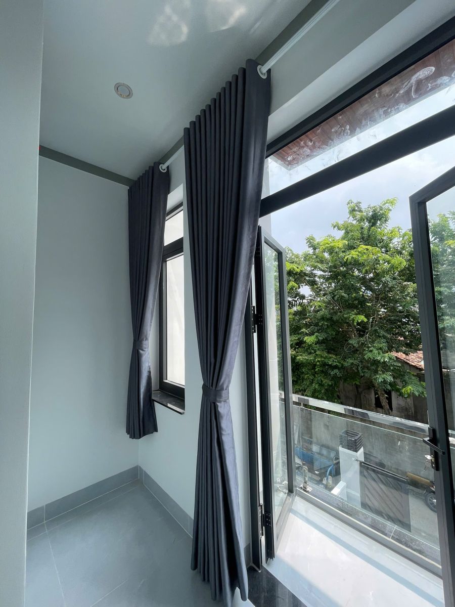 lap-dat-rem-vai-nha-chi-quynh-tai-hiep-an-thu-dau-mot